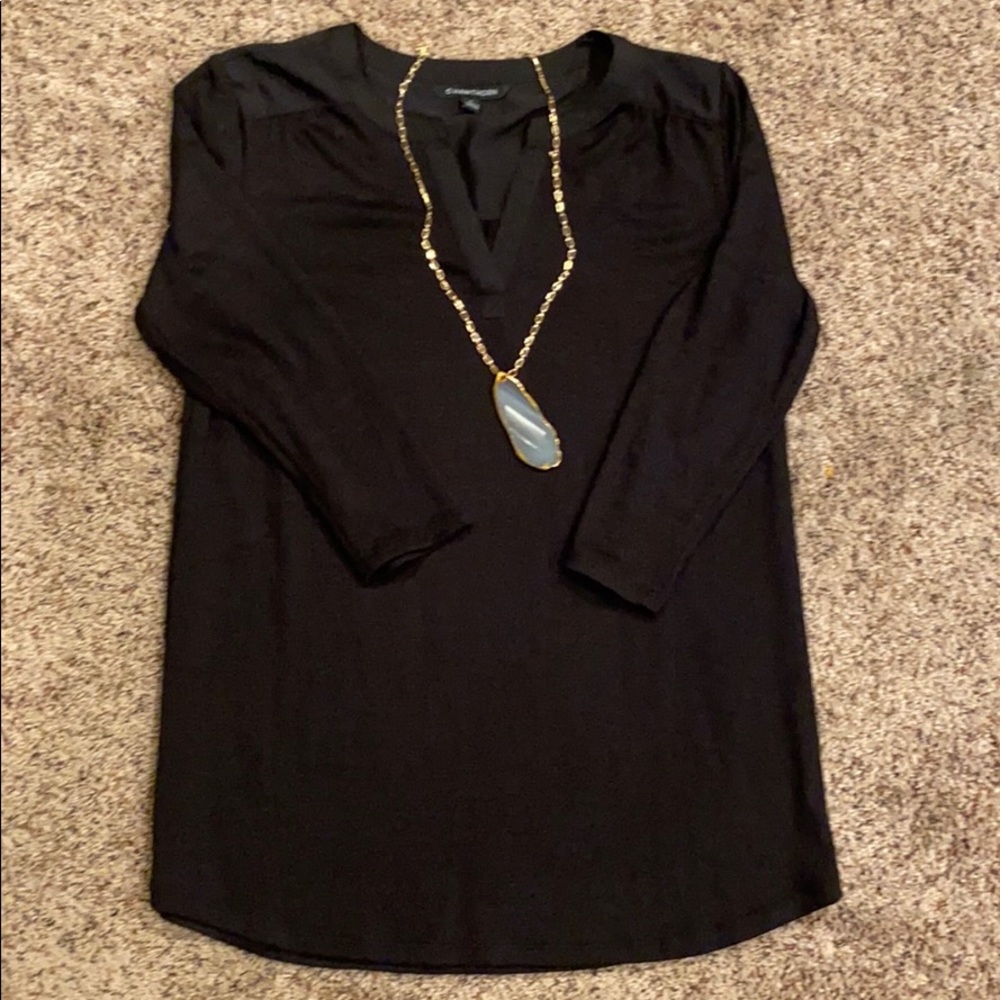 41 Hawthorn Stitch Fix Black V-neck Top
